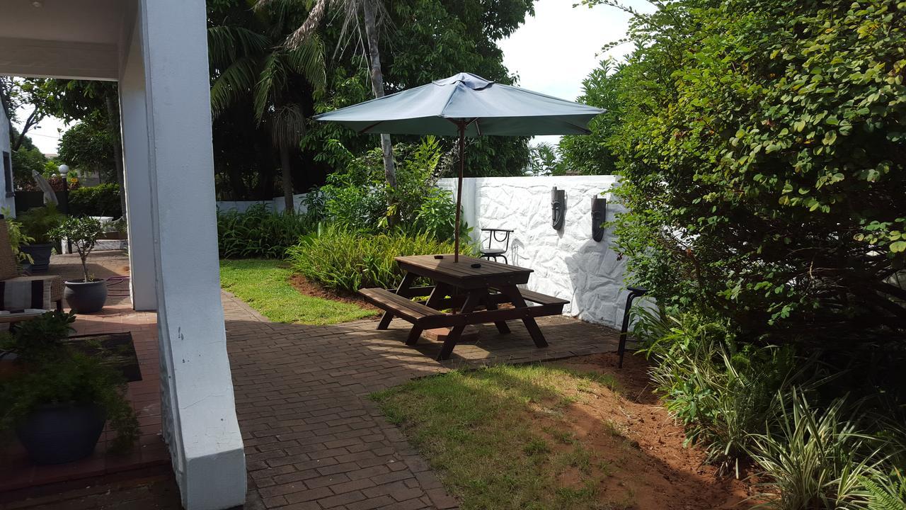 Old N New Bed & Breakfast Umhlanga Luaran gambar